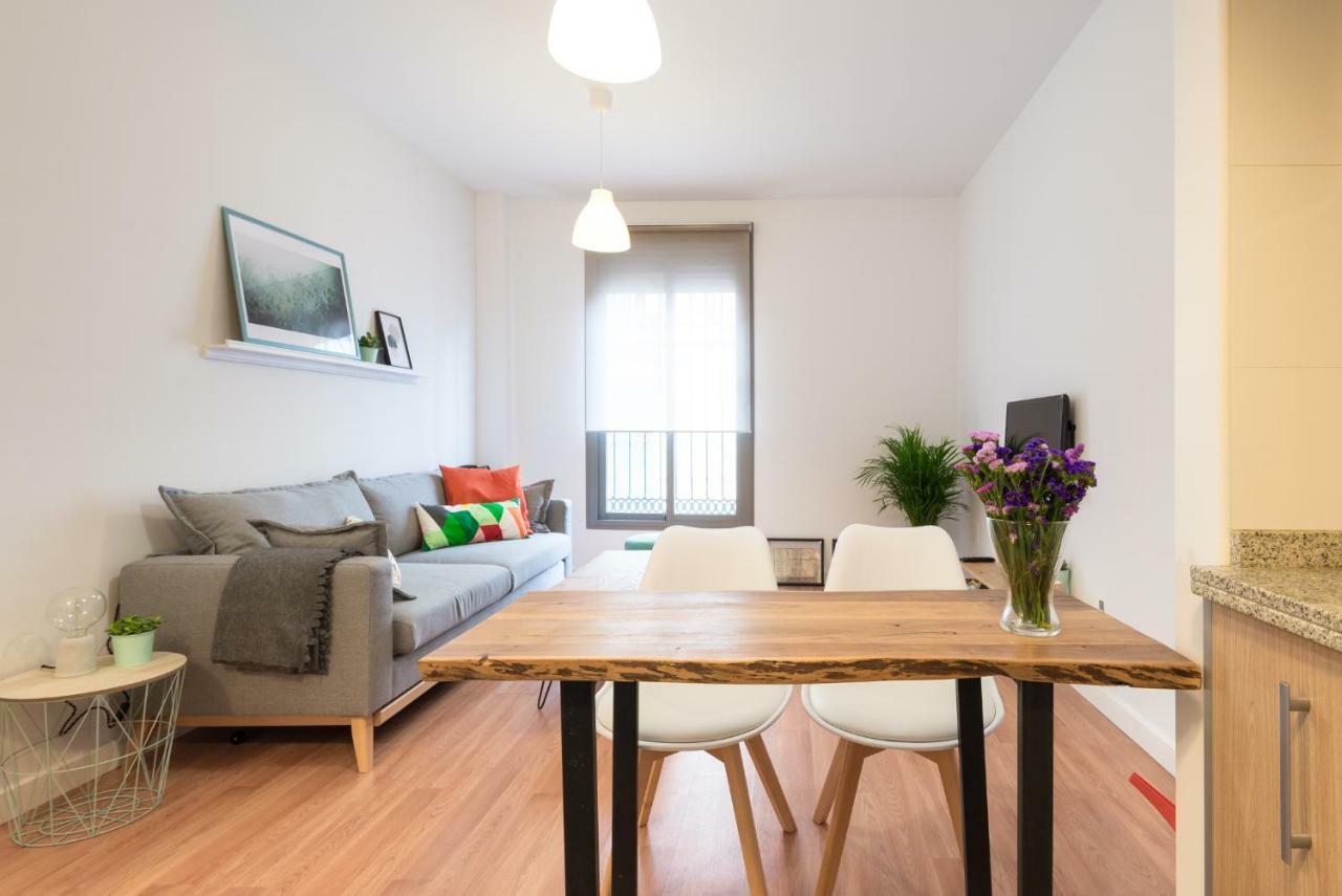 Lägenhet Homely Plaza Montano Málaga