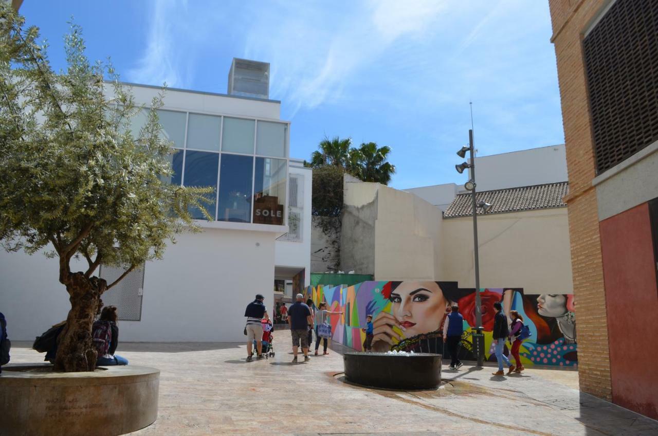 Homely Plaza Montano Lägenhet Málaga